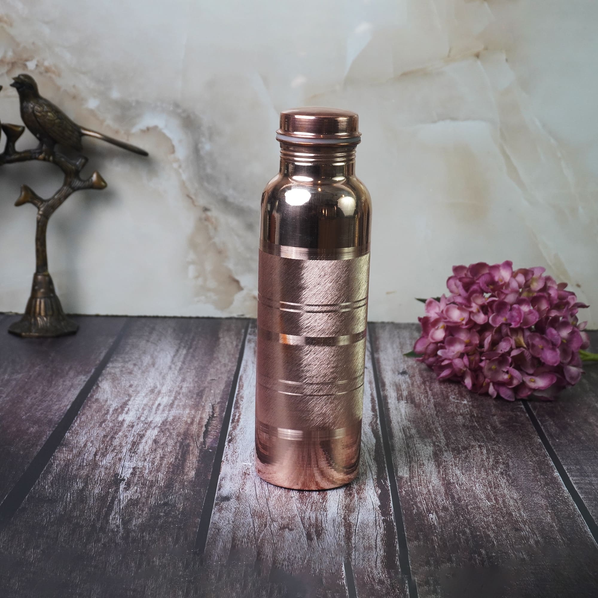 Maanvii Copper Tamba Silver Touch Bottle “ 950 ml: Elegance Meets Health in Every Sip