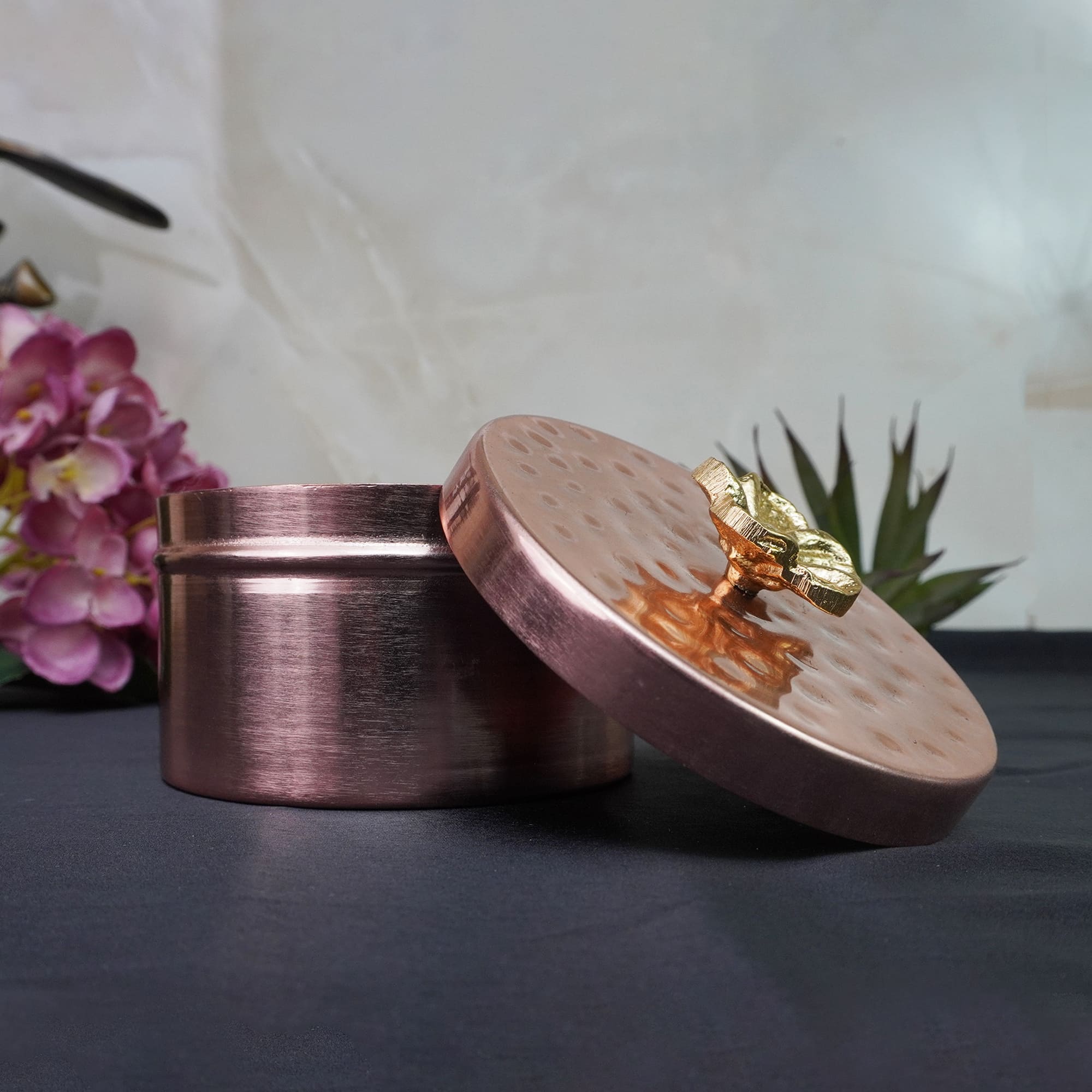 Maanvii Copper Finish Luxury Scented Candle with Hammered Lid and Brass Knob: Elegance Meets Serenity