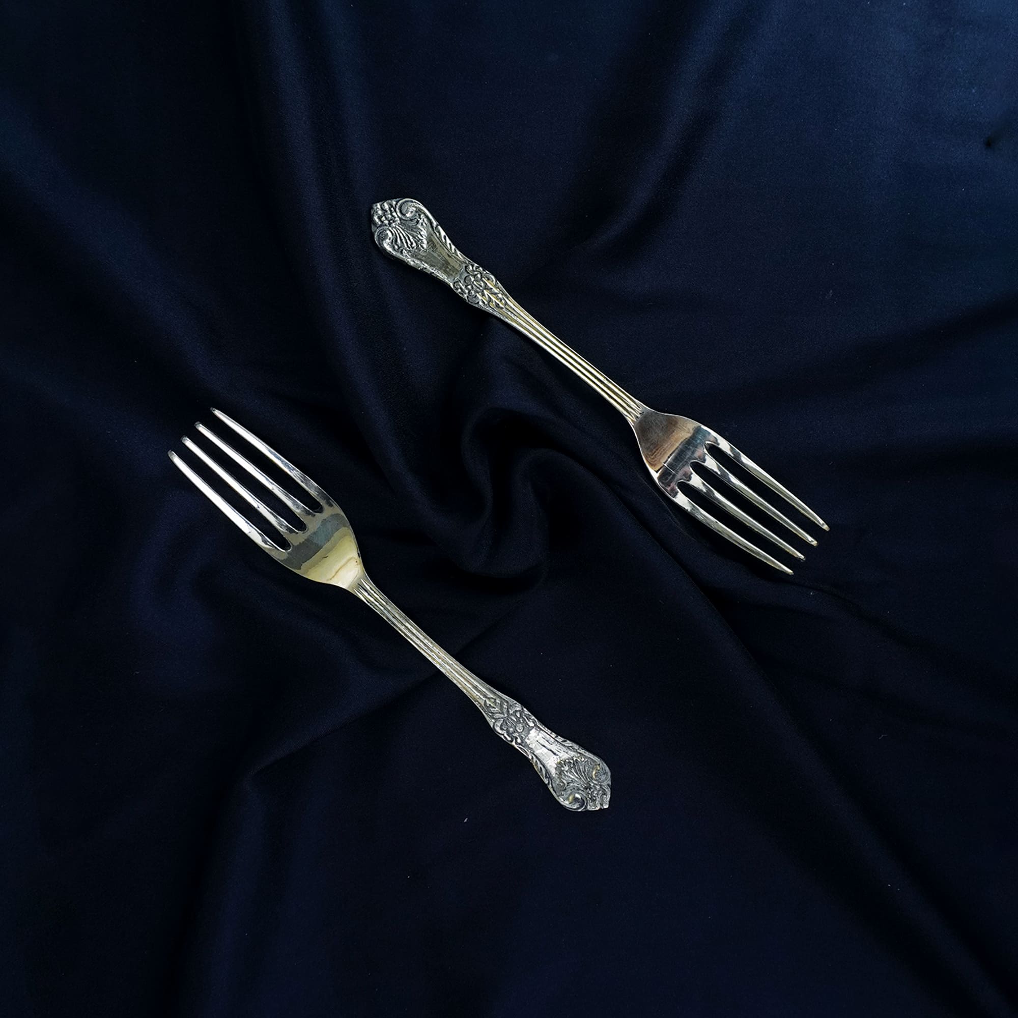 Golden Antique Carved Brass Dinner Fork Set â€“ A Touch of Luxury for Your Table